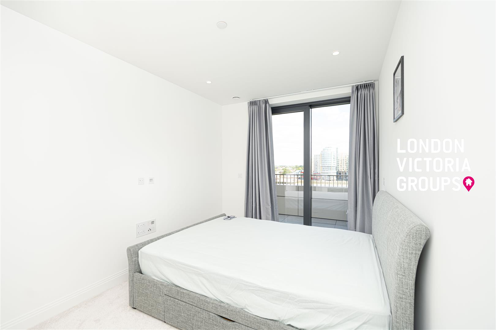 Waterview Apartments, William Morris Way, London